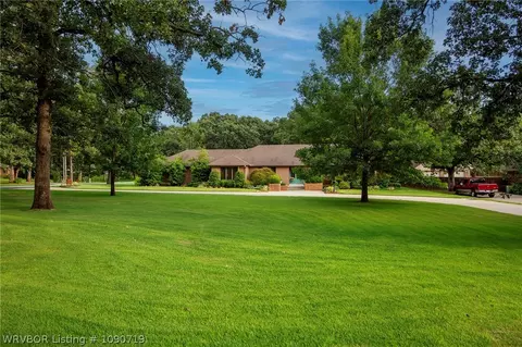 Exterior - 6228 Gordon Ln, Fort Smith, AR 72903 photo 2 of 10
