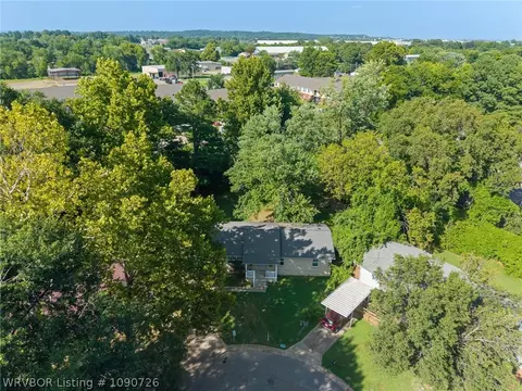 View/Area - 105 Cindy Cir, Fort Smith, AR 72908 photo 3 of 7