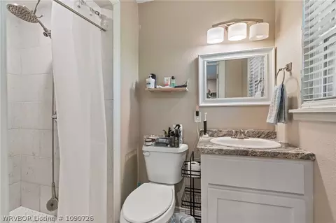 Bath - 105 Cindy Cir, Fort Smith, AR 72908 photo 1 of 2