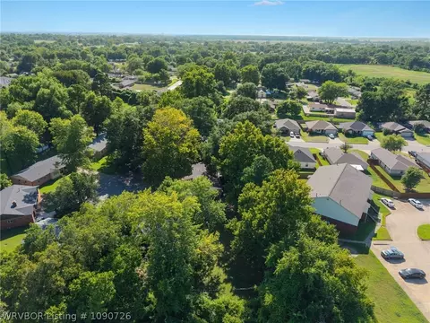 View/Area - 105 Cindy Cir, Fort Smith, AR 72908 photo 4 of 7