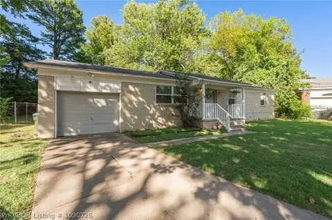 Exterior - 105 Cindy Cir, Fort Smith, AR 72908 photo 2 of 8
