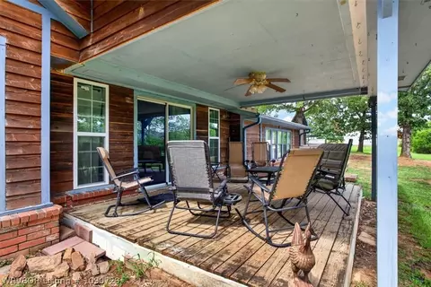 Exterior - 37818 Springhill Rd, Howe, OK 74940 photo 9 of 11