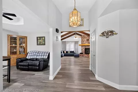 Entry Way - 37818 Springhill Rd, Howe, OK 74940 photo 2 of 3