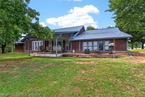Exterior - 37818 Springhill Rd, Howe, OK 74940 photo 6 of 11
