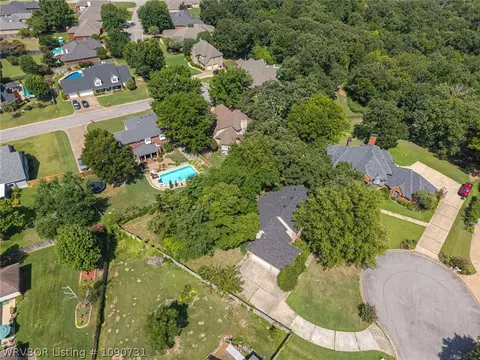 View/Area - 10708 Saint Michael Ct, Fort Smith, AR 72908 photo 4 of 4