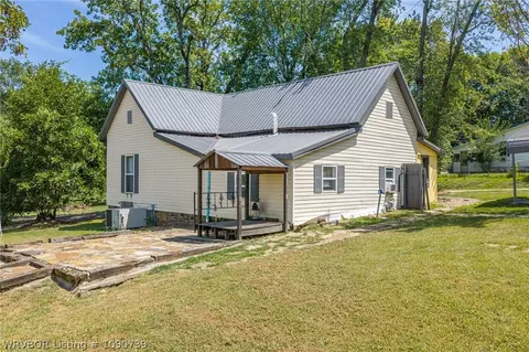 Exterior - 1421 Hendrix St, Altus, AR 72821 photo 7 of 7