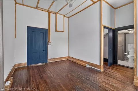 Bedroom - 1421 Hendrix St, Altus, AR 72821 photo 3 of 4