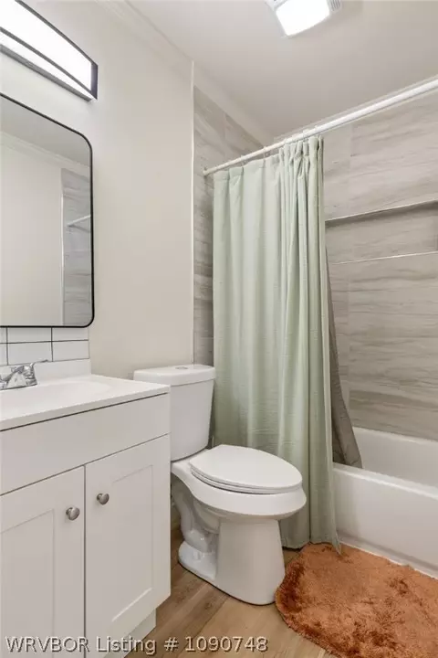 Bath - 1316 N 35th St, Fort Smith, AR 72904 photo 1 of 2