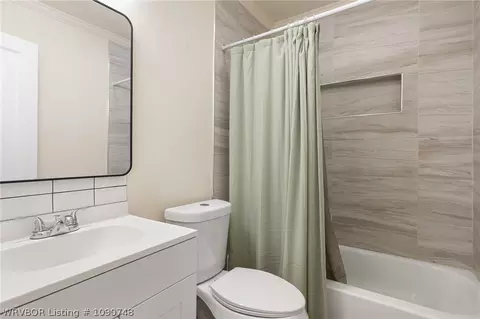 Bath - 1316 N 35th St, Fort Smith, AR 72904 photo 2 of 2