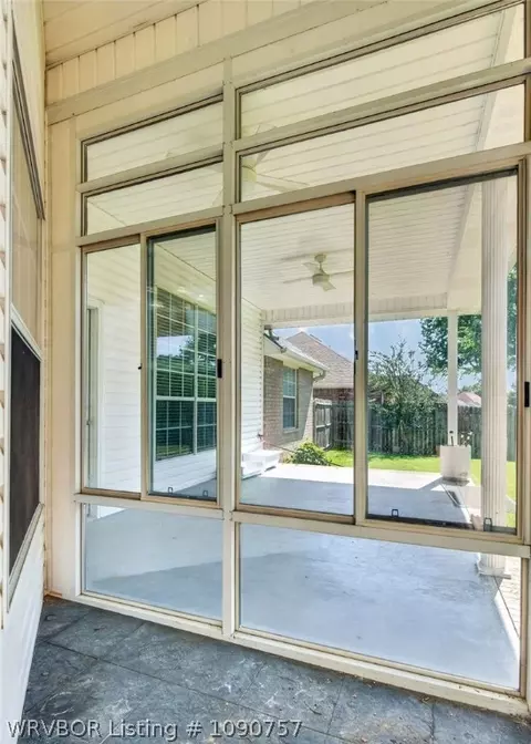 Exterior - 5908 Meadow Brook Dr, Fort Smith, AR 72916 photo 4 of 8