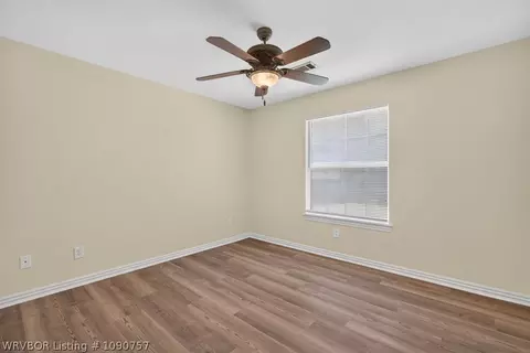 Bedroom - 5908 Meadow Brook Dr, Fort Smith, AR 72916 photo 4 of 5