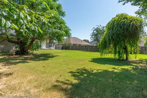 Exterior - 5908 Meadow Brook Dr, Fort Smith, AR 72916 photo 7 of 8