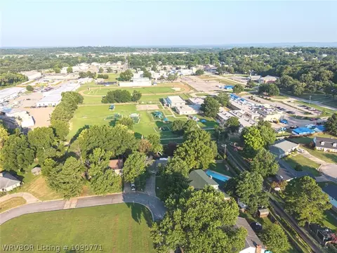 View/Area - 2636 Enid Pl, Fort Smith, AR 72901 photo 2 of 2