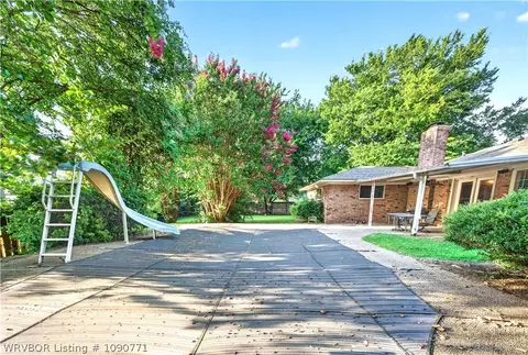 Exterior - 2636 Enid Pl, Fort Smith, AR 72901 photo 6 of 9