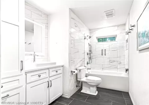 Bath - 2636 Enid Pl, Fort Smith, AR 72901 photo 5 of 5