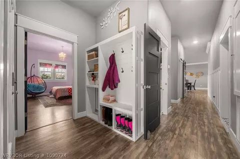 Entry Way - 639 Nc 1625, Compton, AR 72624 photo 4 of 4