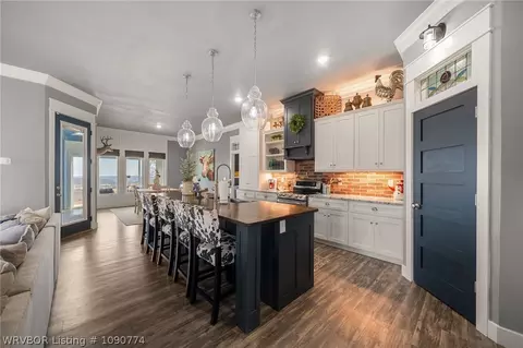 Kitchen - 639 Nc 1625, Compton, AR 72624 photo 1 of 5