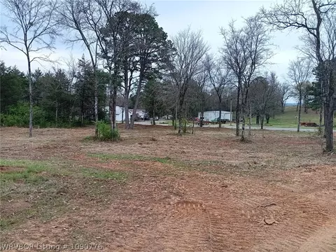 8120 E Tate Ln, Lavaca, AR 72941 photo 2