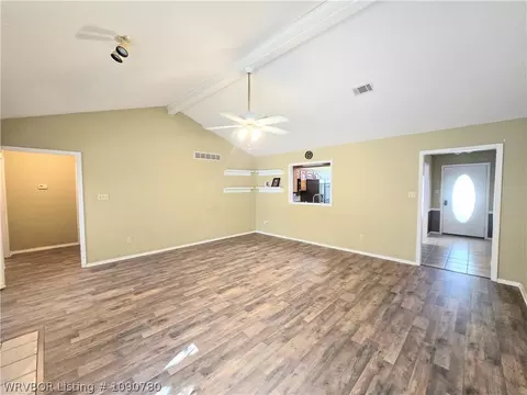 Living - 9800 Bridgeford Rd, Fort Smith, AR 72908 photo 4 of 4