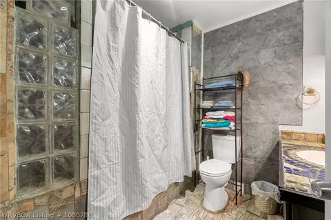 Bath - 839 14th St, Barling, AR 72923 photo 2 of 4