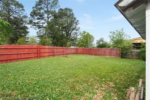 Exterior - 839 14th St, Barling, AR 72923 photo 4 of 9