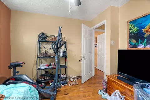 Bedroom - 839 14th St, Barling, AR 72923 photo 4 of 6