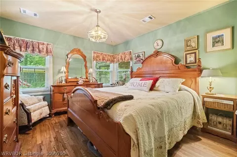 Bedroom - 4419 Kinkead Ave, Fort Smith, AR 72903 photo 3 of 4