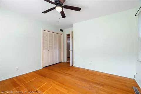 Bedroom - 1609 Burnham Rd, Fort Smith, AR 72903 photo 3 of 5