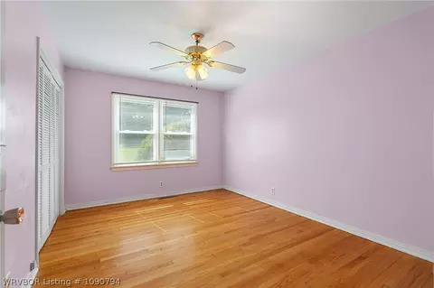 Bedroom - 1609 Burnham Rd, Fort Smith, AR 72903 photo 4 of 5