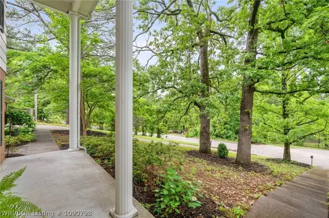 Exterior - 2400 Houston St, Fort Smith, AR 72901 photo 9 of 12
