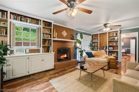 Living - 2400 Houston St, Fort Smith, AR 72901 photo 3 of 3