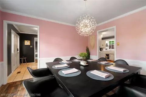 Dining - 2400 Houston St, Fort Smith, AR 72901 photo 2 of 4