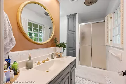 Bath - 2400 Houston St, Fort Smith, AR 72901 photo 2 of 3