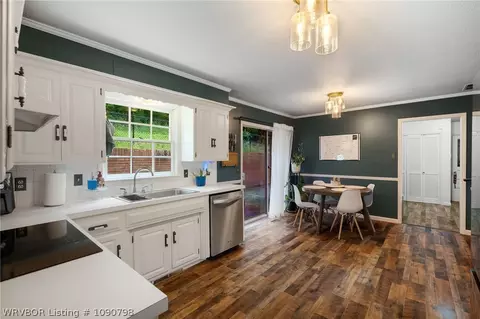 Kitchen - 2400 Houston St, Fort Smith, AR 72901 photo 1 of 4