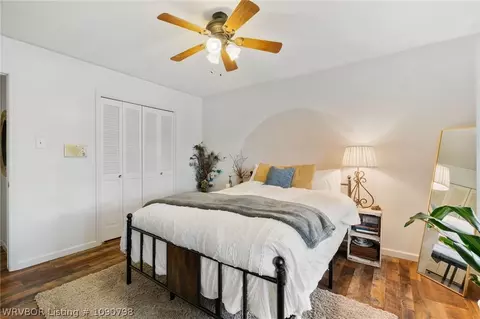 Bedroom - 2400 Houston St, Fort Smith, AR 72901 photo 4 of 6