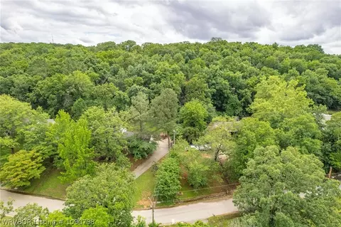 View/Area - 2400 Houston St, Fort Smith, AR 72901 photo 1 of 4