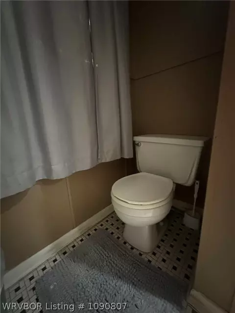 Bath - 2123 S Atlanta St, Fort Smith, AR 72903 photo 3 of 5