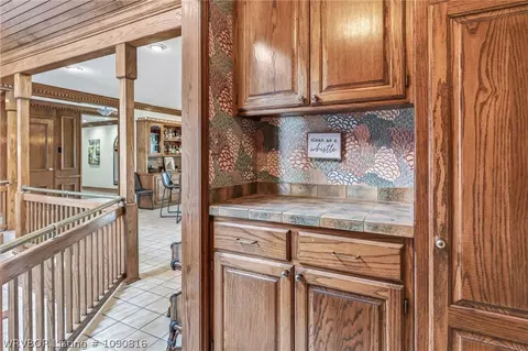 Entry Way - 901 S 68th Ln, Fort Smith, AR 72903 photo 3 of 3
