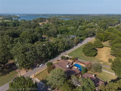 View/Area - 901 S 68th Ln, Fort Smith, AR 72903 photo 6 of 6