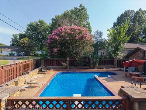 Exterior - 901 S 68th Ln, Fort Smith, AR 72903 photo 15 of 19