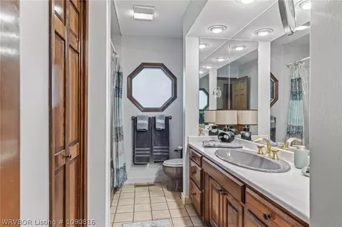 Bath - 901 S 68th Ln, Fort Smith, AR 72903 photo 5 of 6