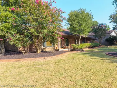 Exterior - 901 S 68th Ln, Fort Smith, AR 72903 photo 6 of 19