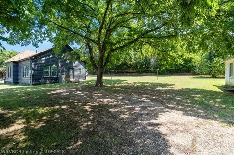 Exterior - 1700 W St, Fort Smith, AR 72901 photo 5 of 9