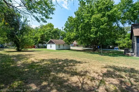 Exterior - 1700 W St, Fort Smith, AR 72901 photo 7 of 9