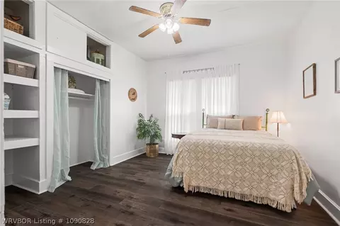 Bedroom - 1700 W St, Fort Smith, AR 72901 photo 3 of 4
