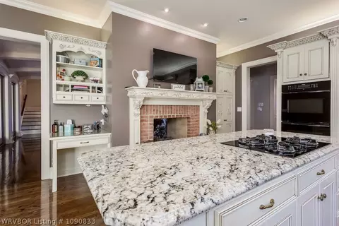 Kitchen - 4616 96th St, Fort Smith, AR 72903 photo 3 of 4