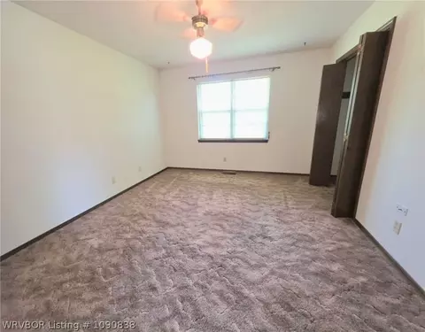 Bedroom - 11916 Donahoe Bnd, Fort Smith, AR 72916 photo 2 of 8