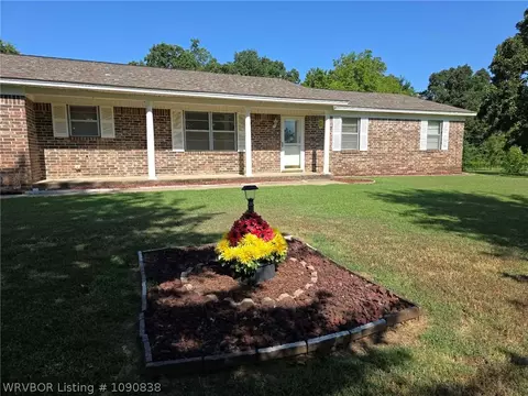Exterior - 11916 Donahoe Bnd, Fort Smith, AR 72916 photo 2 of 12