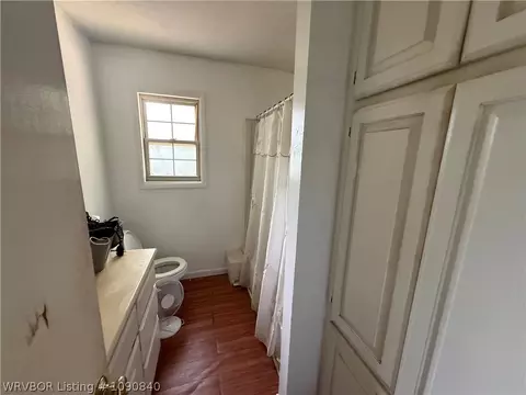 Bath - 2423 Ionia St, Fort Smith, AR 72901 photo 1 of 2