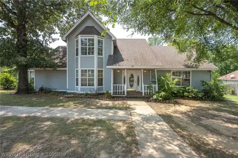 104 Church St, Roland, OK 74954